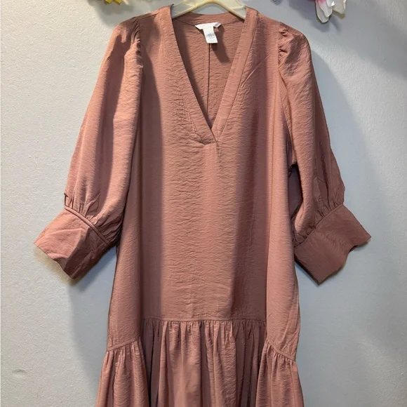 H&M Dusty Rose Maxi Dress with V-Neck - Picture 2 of 11